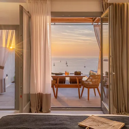 Santo Mine Hotel Oia (Santorini)