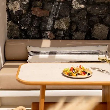 Hotel Santo Mine
